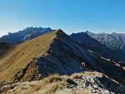 65 Il versante in ombra coperto di brina